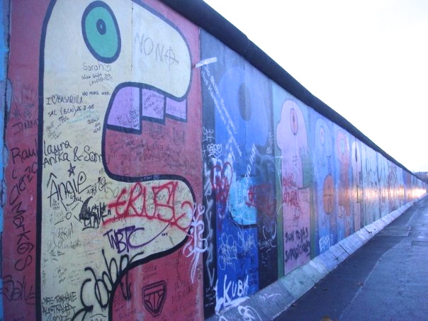 Berlin Wall/Berliner Mauer